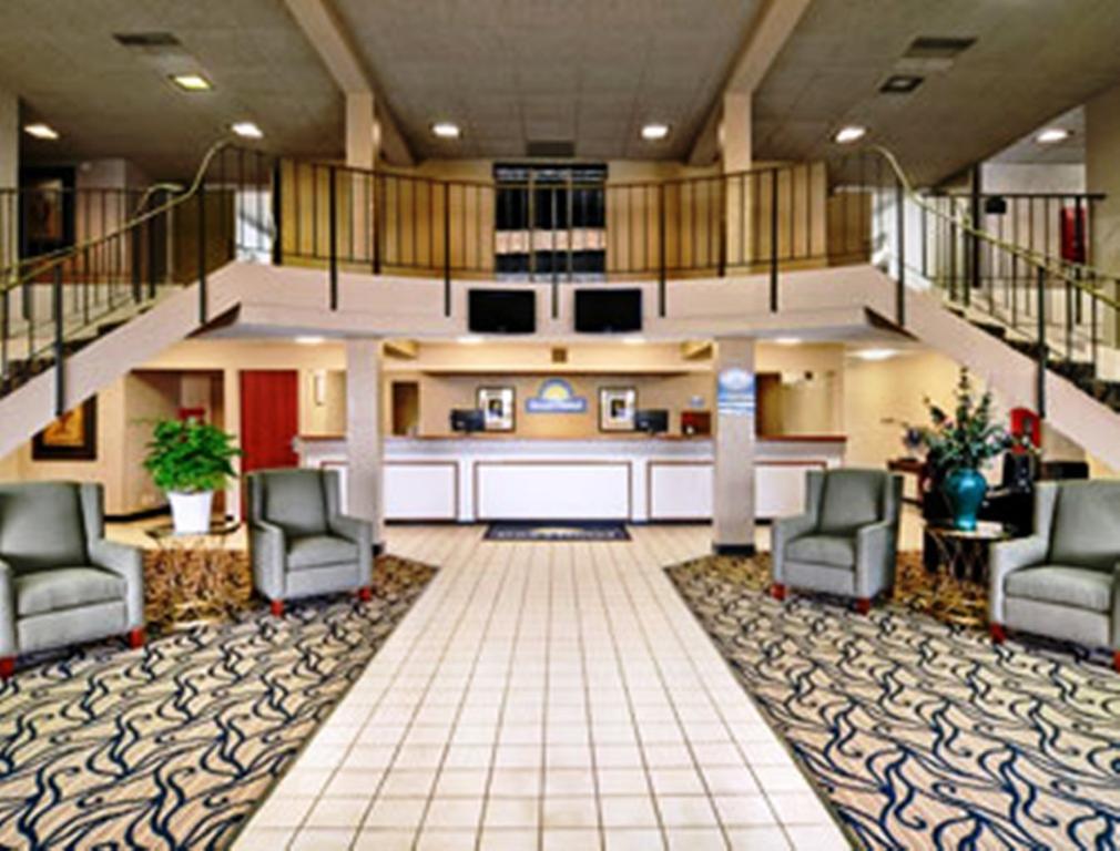 לה קרוס Days Inn Hotel & Conference Center מראה פנימי תמונה