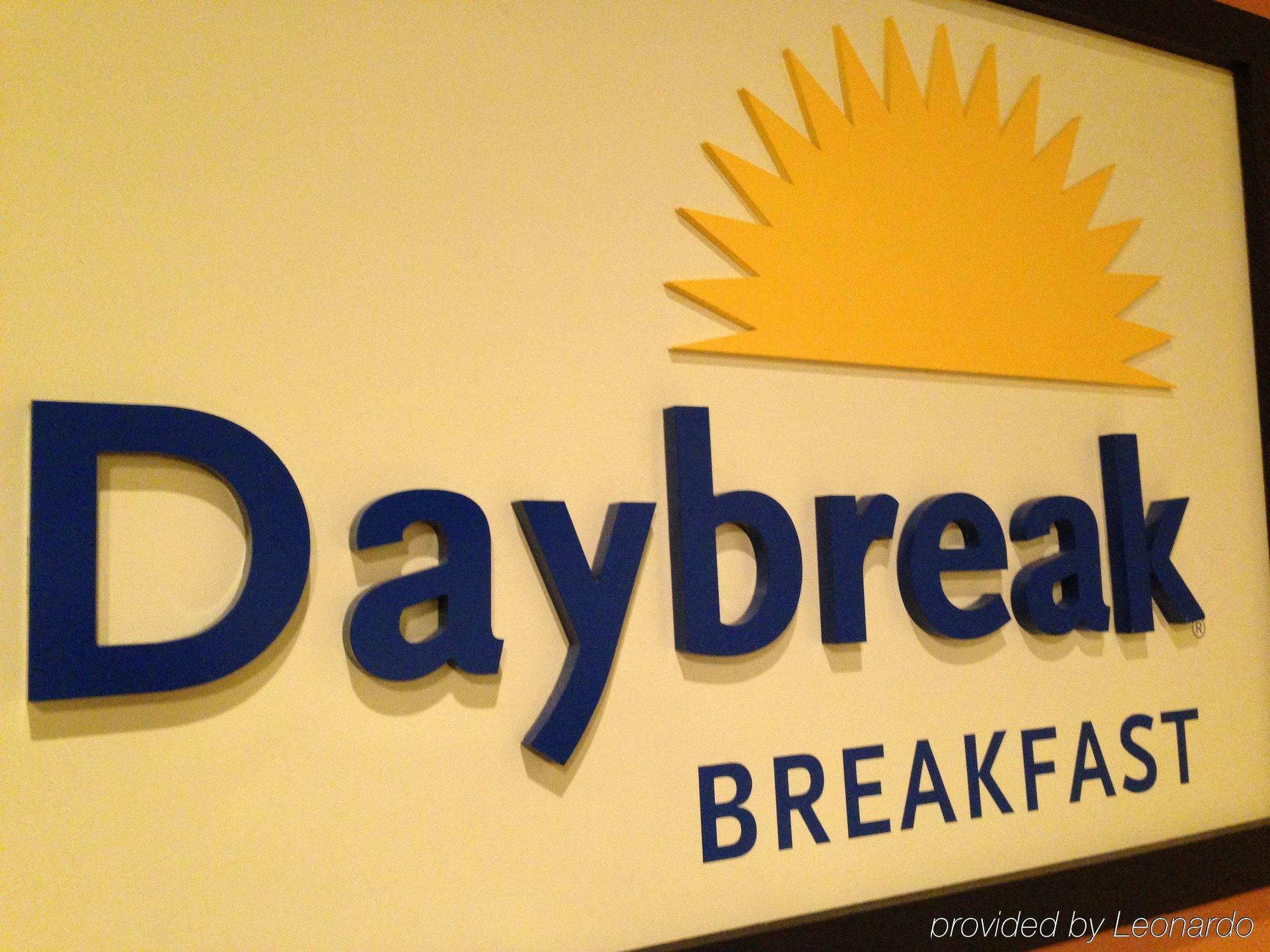 לה קרוס Days Inn Hotel & Conference Center מראה חיצוני תמונה